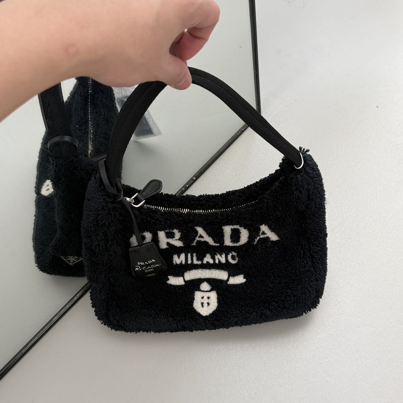 Prada/普拉达 单肩包 hobo单肩包 wh6427/2511