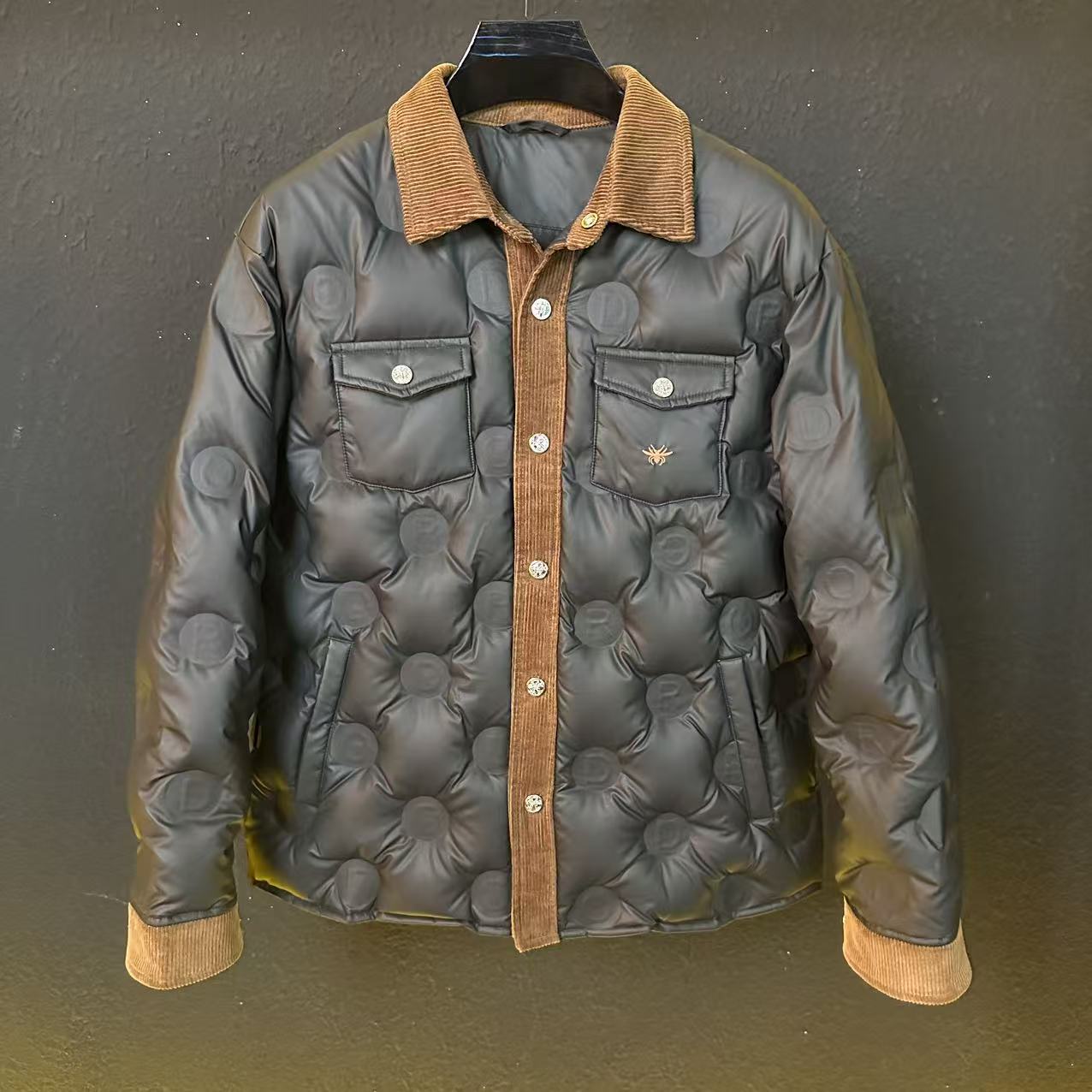 【港澳仓】8805-4 两种颜色秋冬季时尚百搭保暖轻奢立领羽绒服