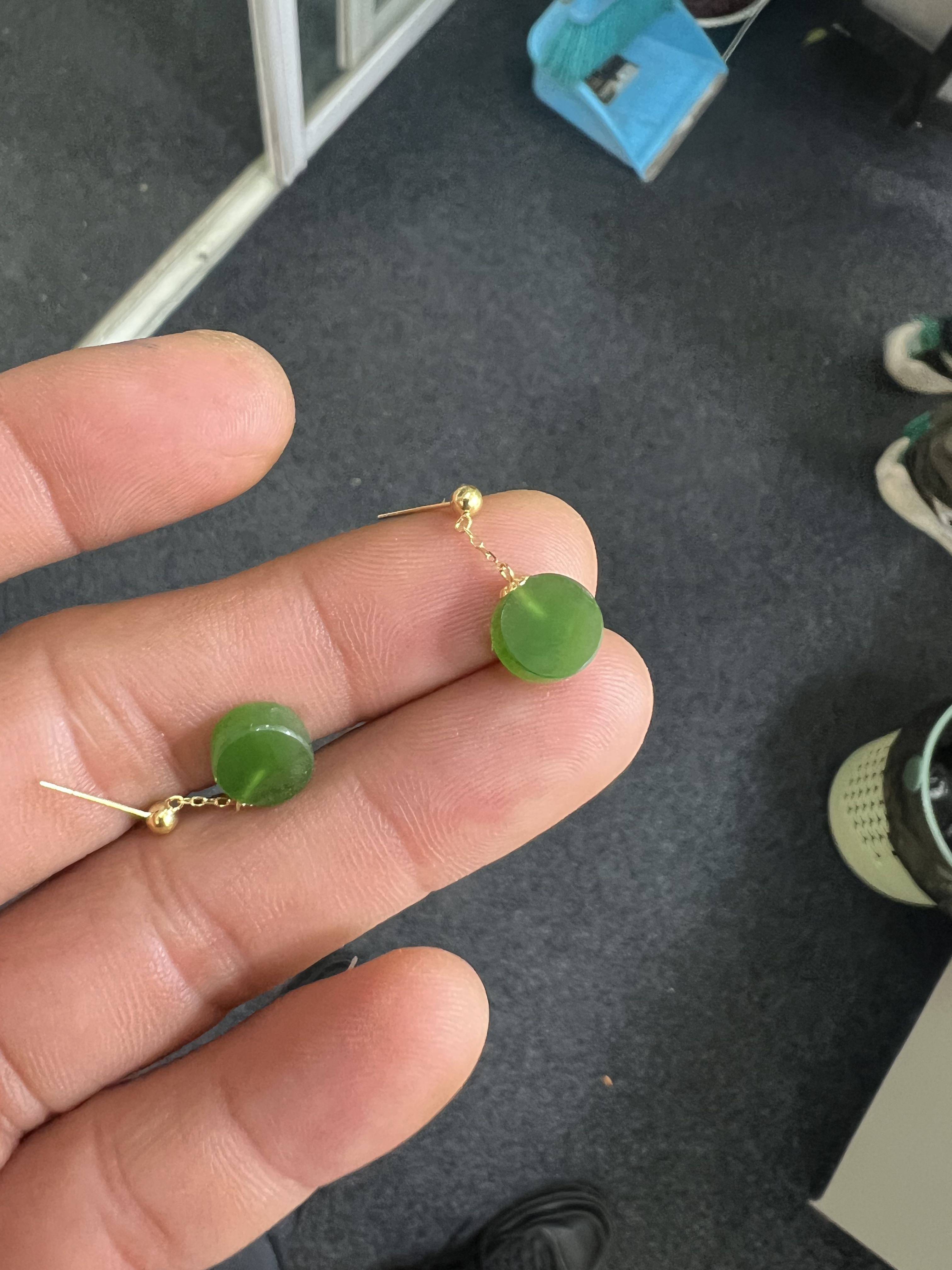 和田玉碧玉菠菜绿色阳绿冰底耳钉