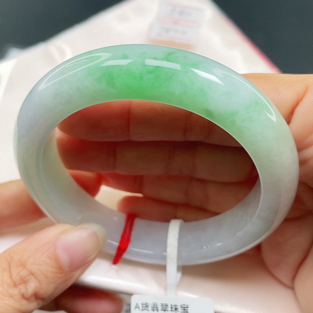 未镶嵌手镯翡翠正圈