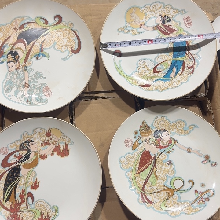 库存微瑕飞天盘子一套直径23厘米