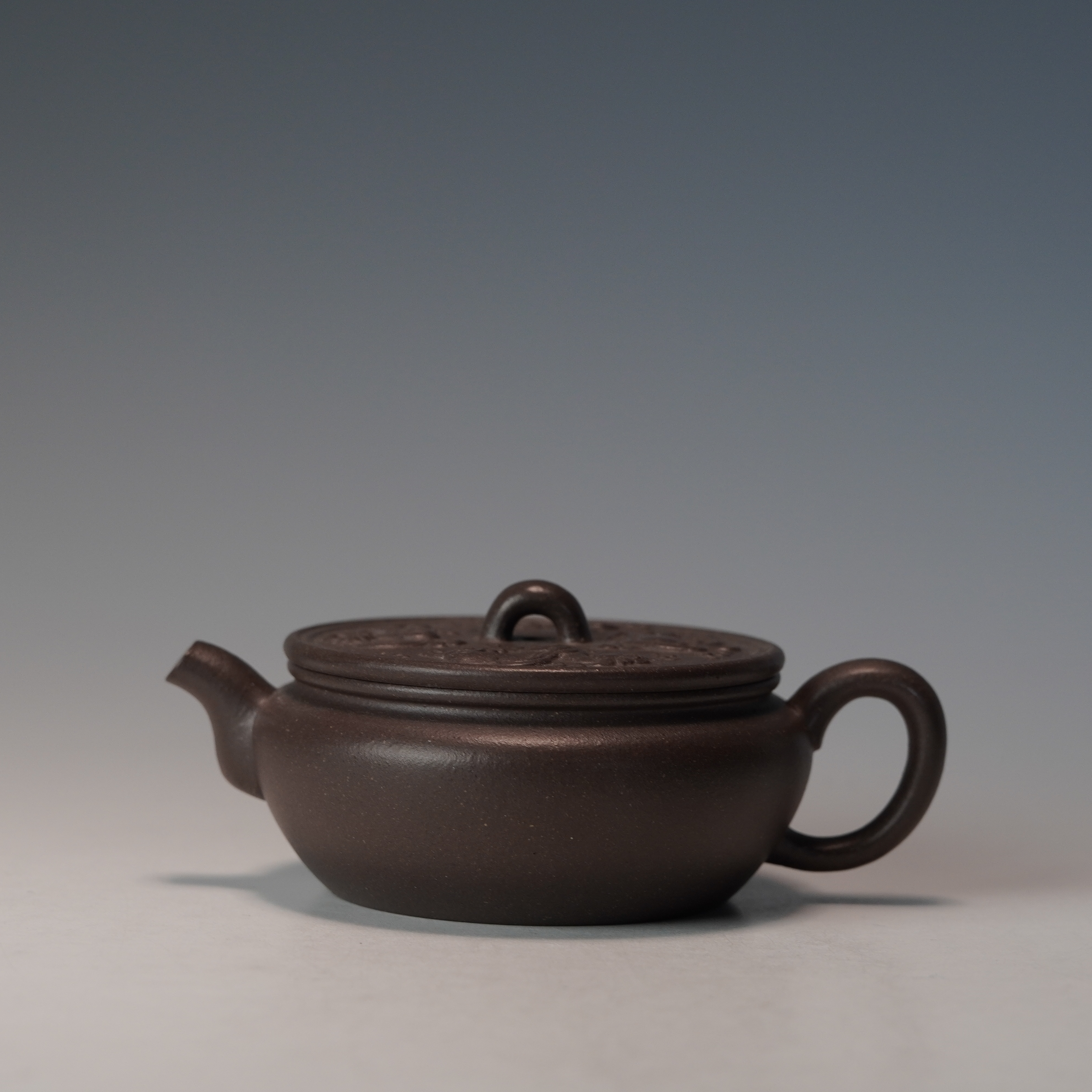 lot.22374 吴超 天青泥四相壶 145cc