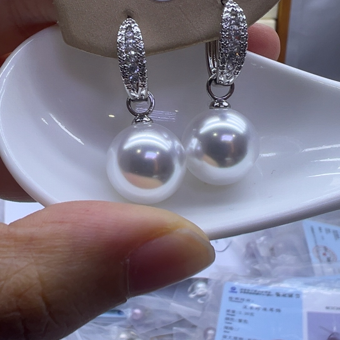 淡水珍珠未镶嵌耳饰