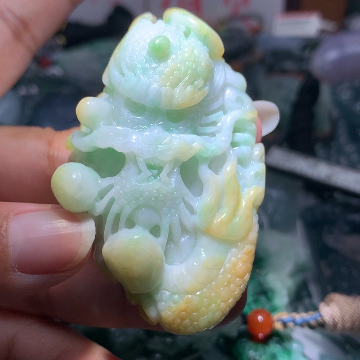 翡翠颈饰未镶嵌保真天然A货翡翠