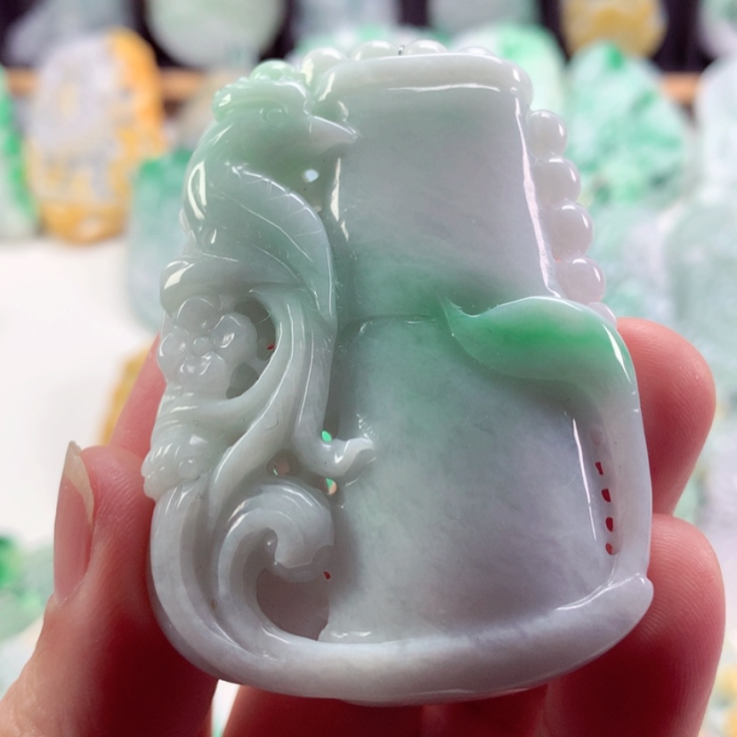 【闪购商品】翡翠吊坠(不含链)未镶嵌