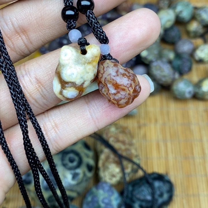 玛瑙/玉髓珠宝半成品未镶嵌招**?