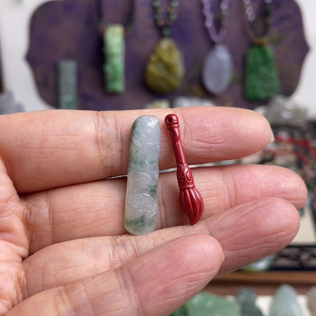 颜***颜翡翠未镶嵌挂件竹节包挂