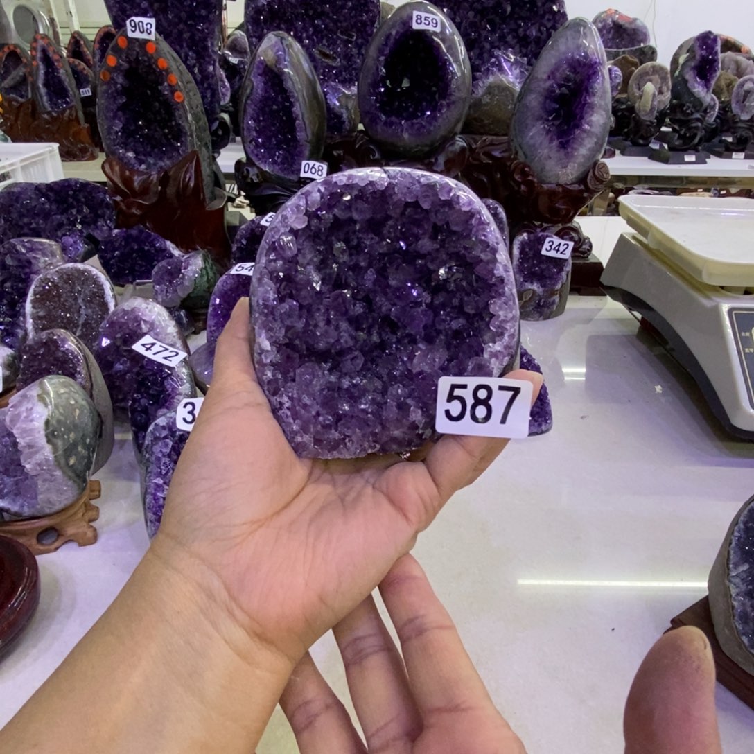 大型摆件（非配饰）紫晶未镶嵌