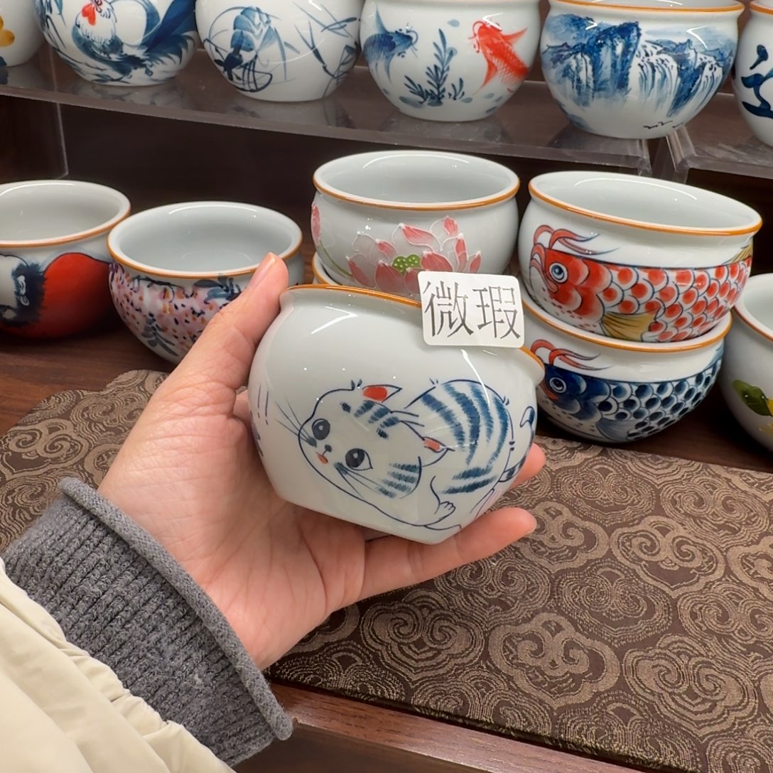 釉下手绘茶具微瑕