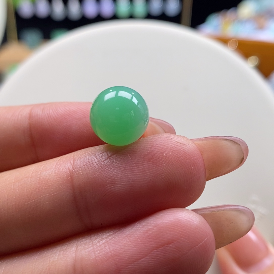 翡翠吊坠(不含链)未镶嵌翡翠苹果绿珠卡11.4m