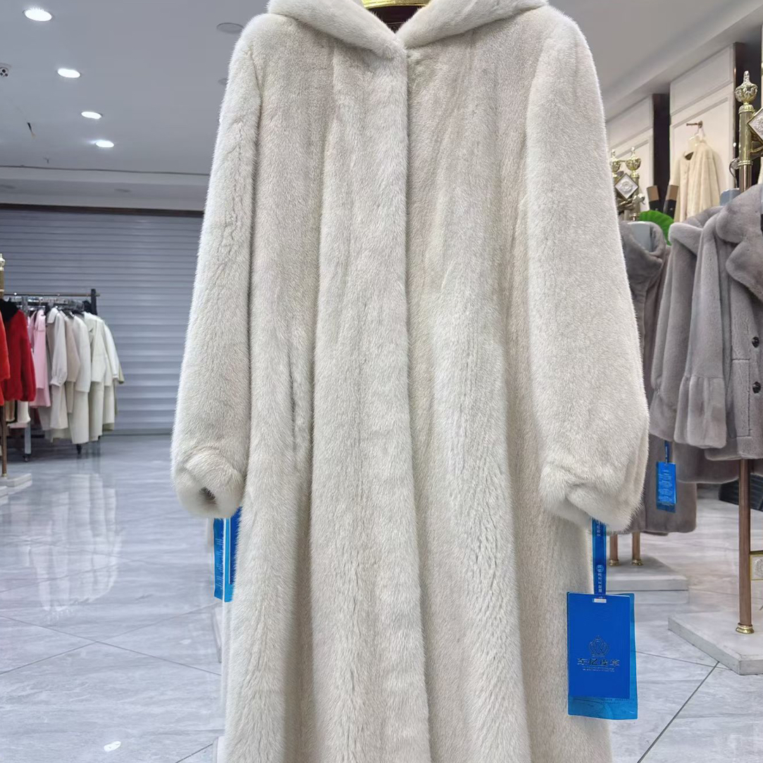 110/108 进口短二毛3xp浅珍珠白原色 垂顺大浪摆满袖连帽 