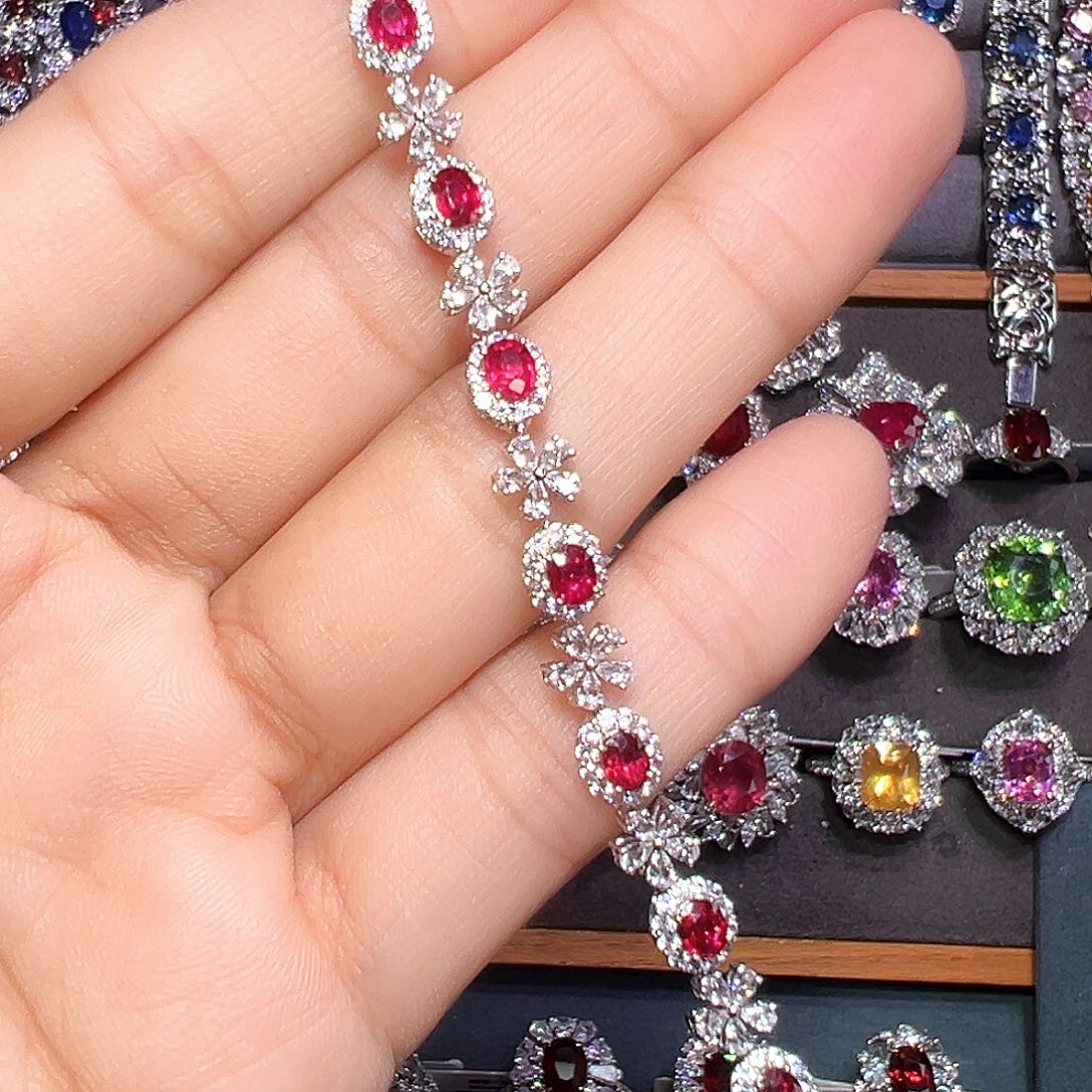 红宝石手链18K金镶嵌