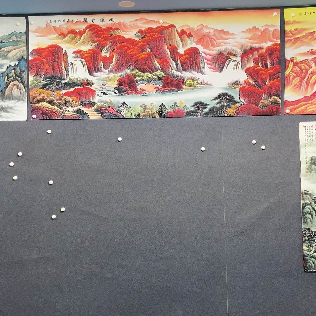 国画小八尺山水一副