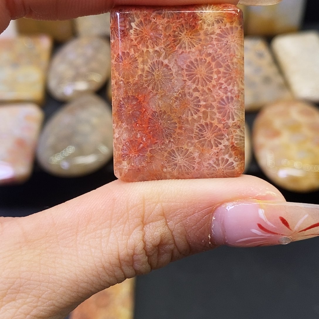 硅化玉颈饰合金原*吊坠