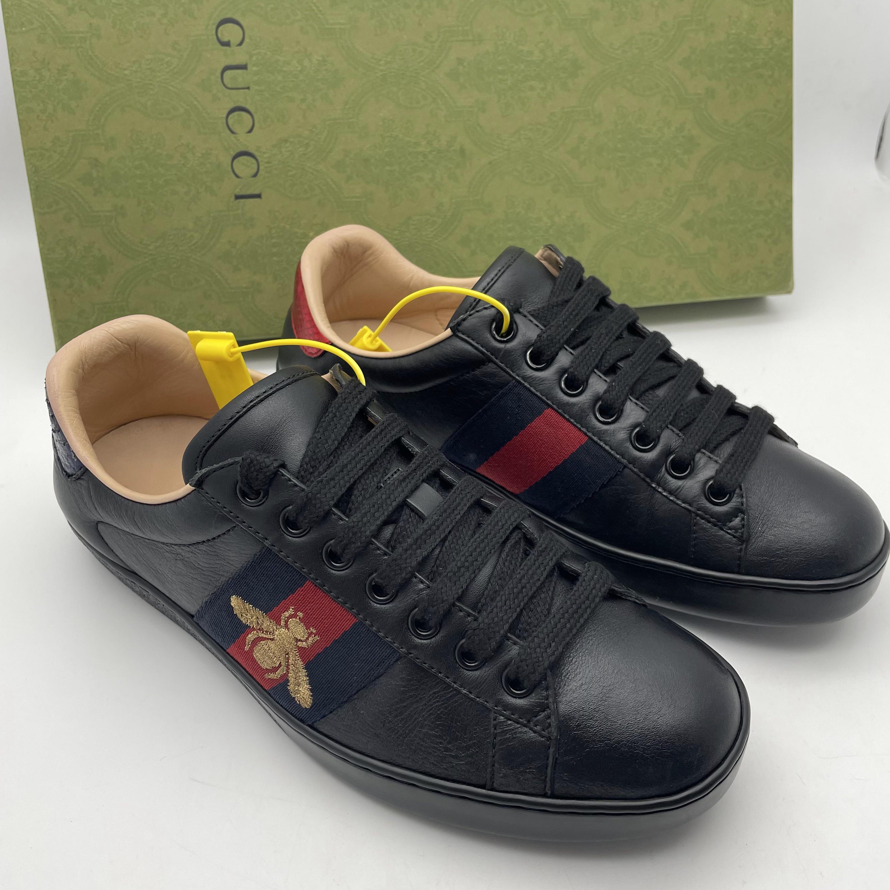 95新 GUCCI/古驰 40/39欧码 二手男款黑色蜜蜂休闲时尚板鞋