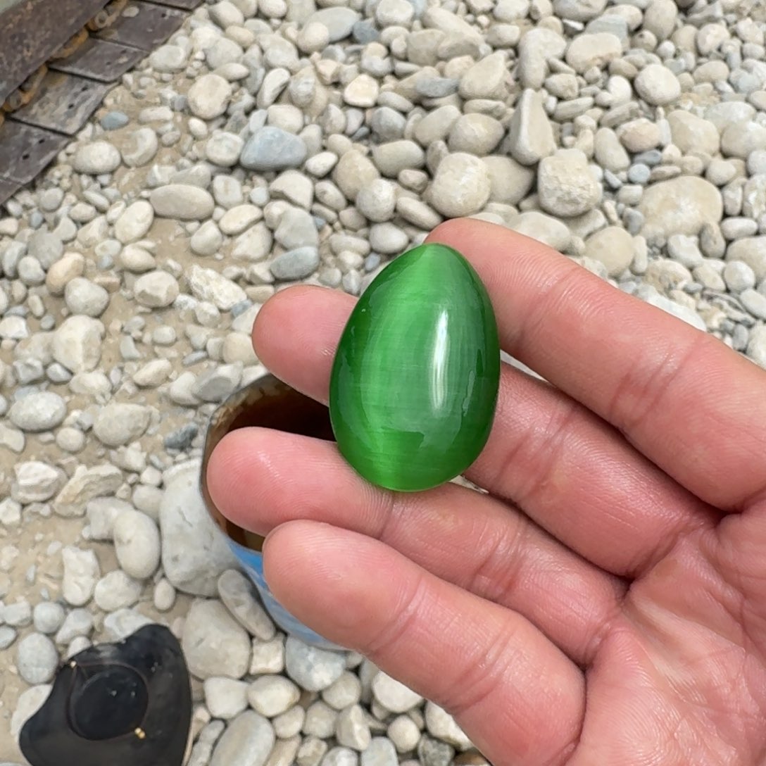 精品无镶嵌小吊坠