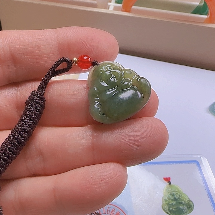 和田玉（碧玉）颈饰未镶嵌