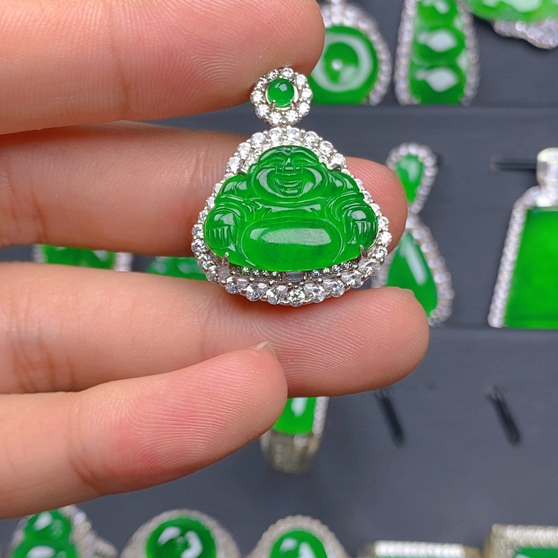 吊坠(赠链)银S925镶嵌翡翠吊坠