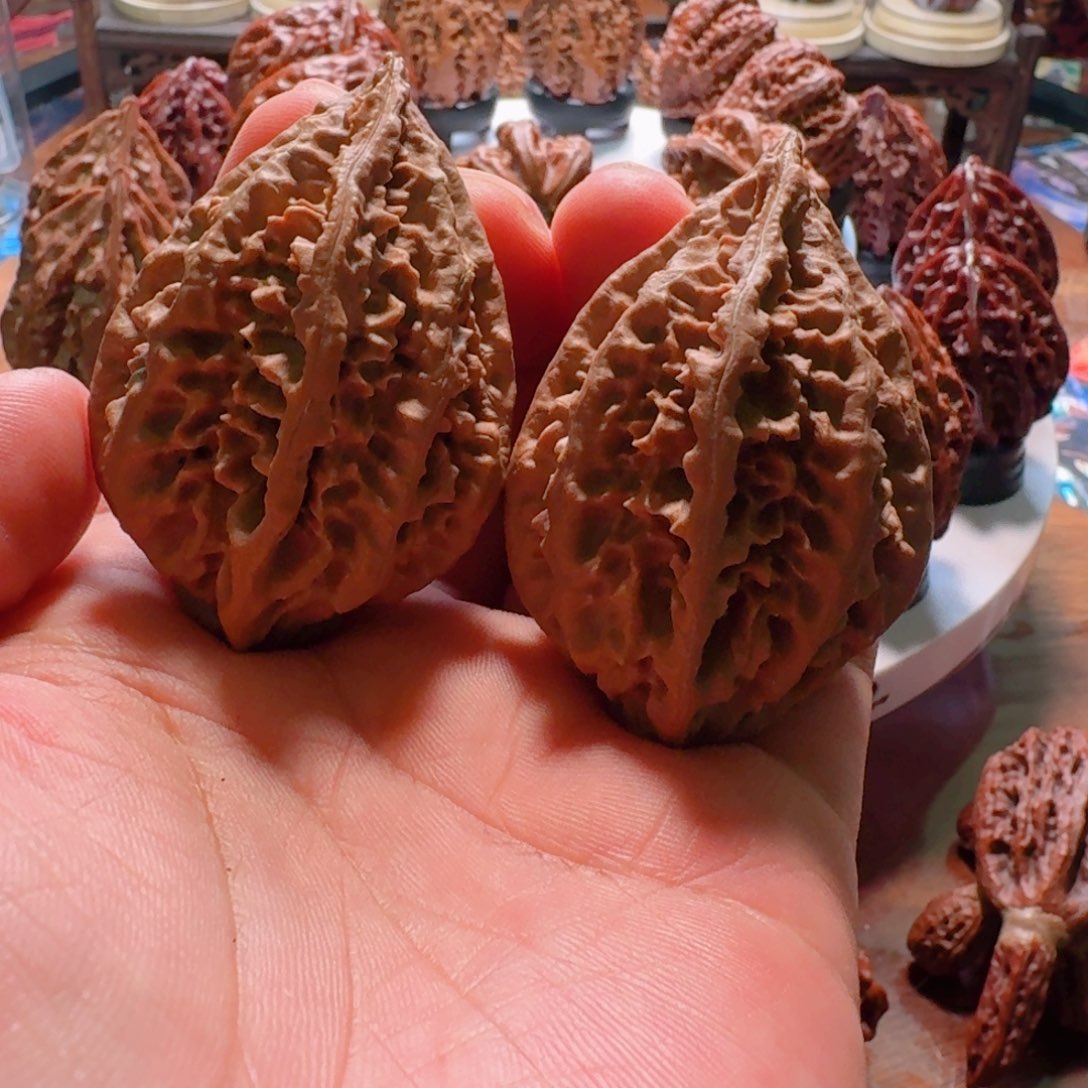 文玩核桃把件标枪头