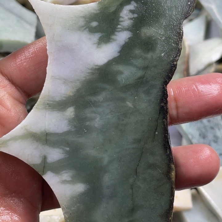 翡翠吊坠(不含链)未镶嵌天然翡翠边角料