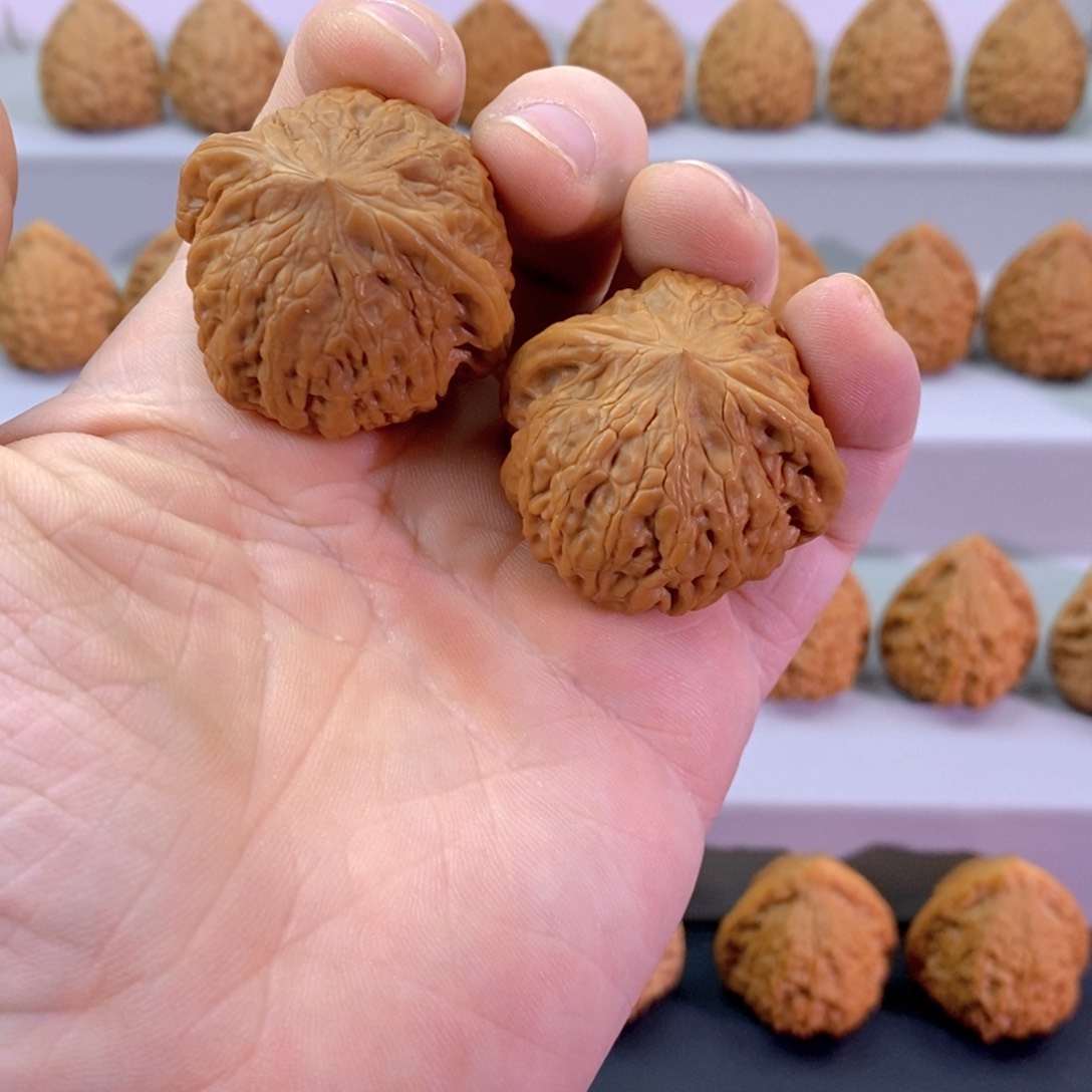 文玩核桃把件39全品铁锤