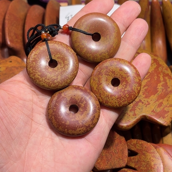 红砭石精品款平安扣