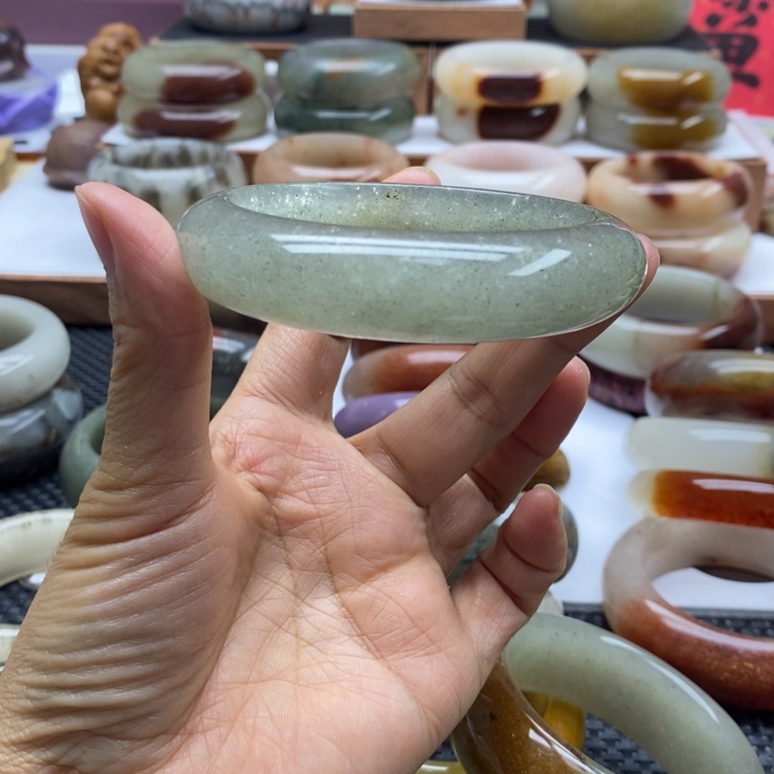 妹***智石英岩玉手镯未镶嵌
