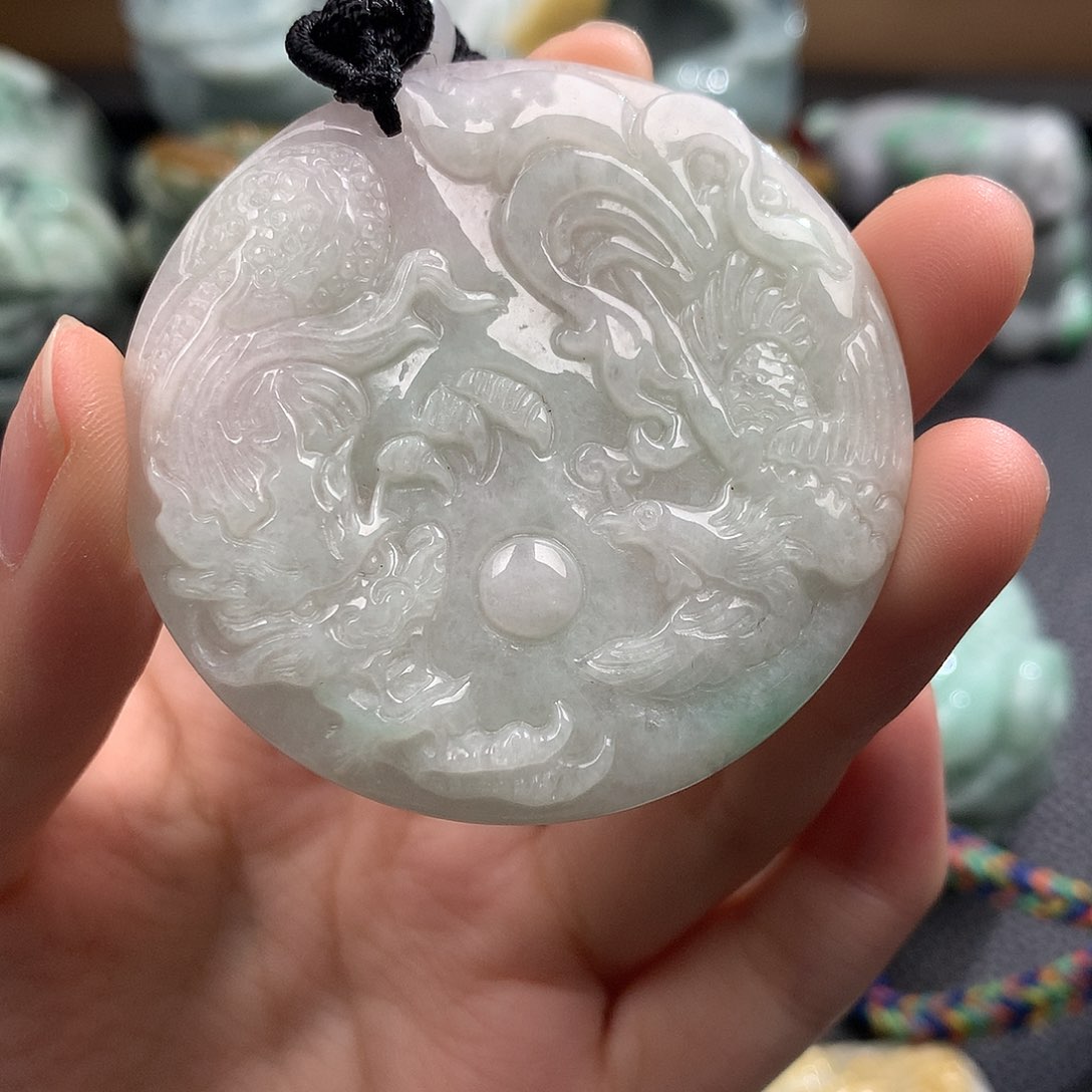 吊坠(不含链)未镶嵌翡翠