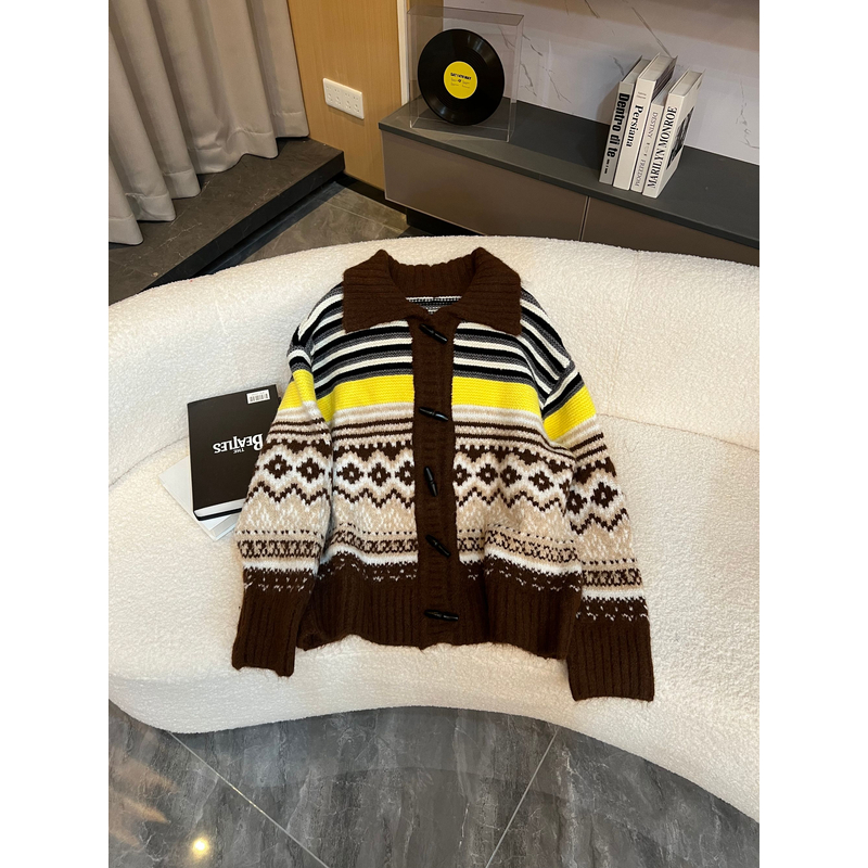 秋冬慵懒风牛角扣开衫厚款针织衫上衣LG-842