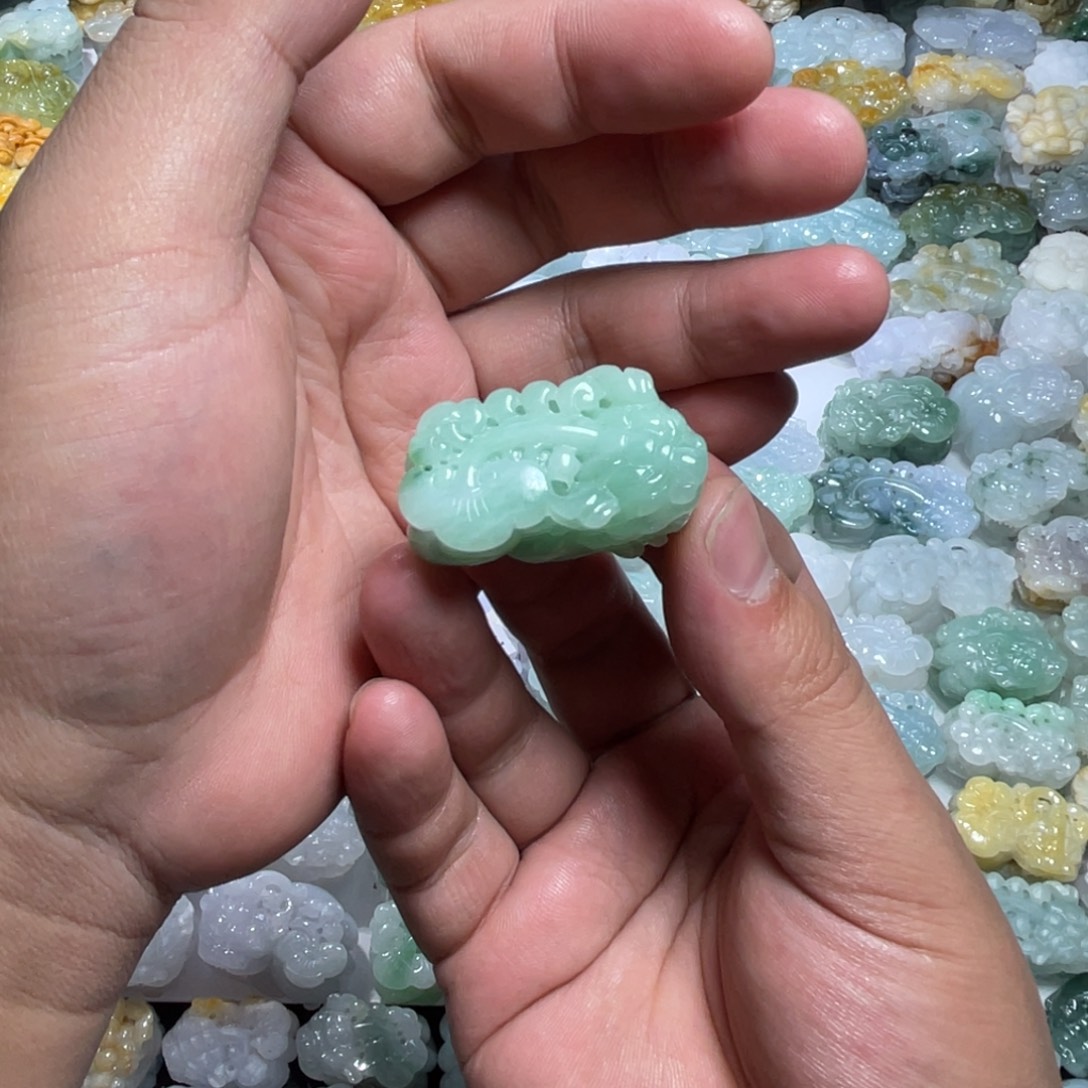 定制翡翠未镶嵌天然