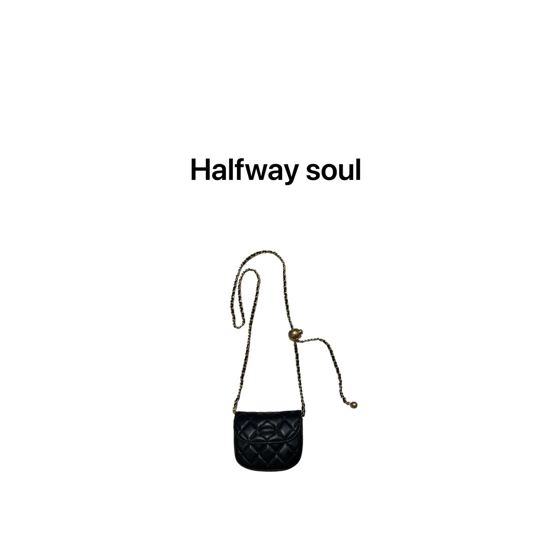 Halfway soul 小金球 进口羊皮 铜五金斜挎小腰包