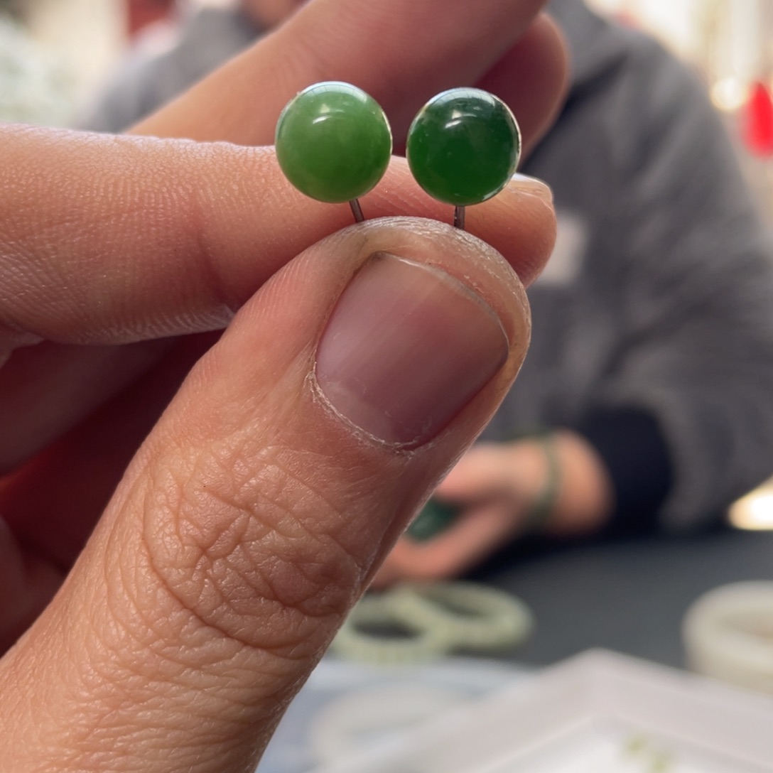 和田玉耳饰银S925镶嵌耳钉