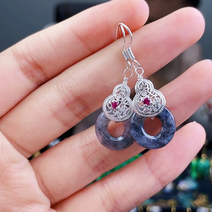 翡翠耳饰未镶嵌饰品