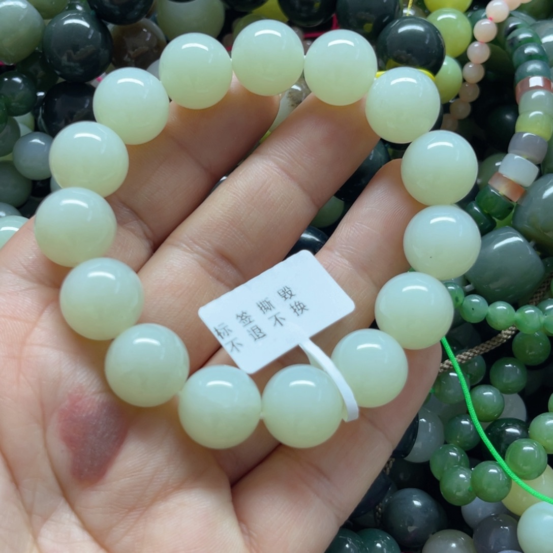 和田玉手链未镶嵌