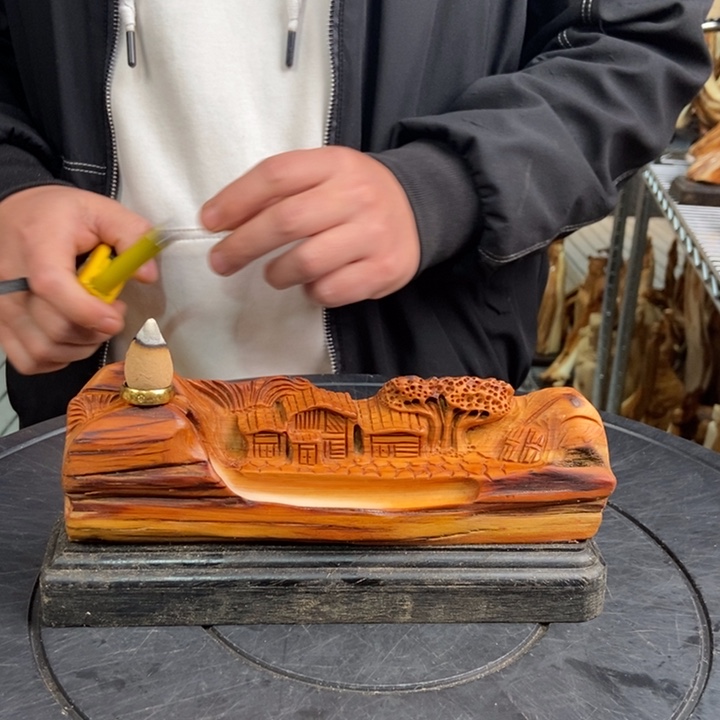 柏木（崖柏）山水倒流香送两盒香