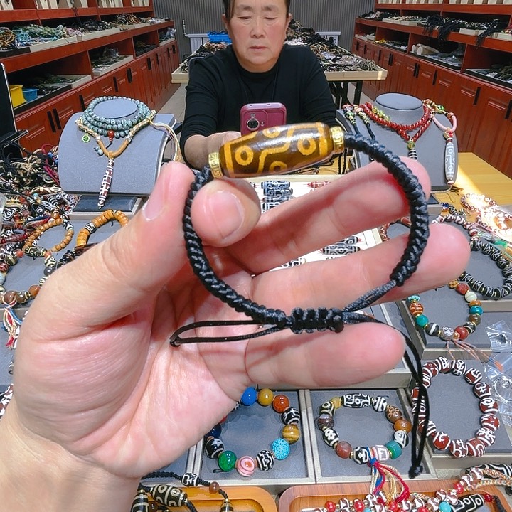 未镶嵌玛瑙/玉髓珠宝奇石