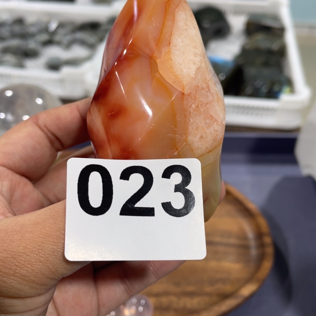 晓***哲水晶未镶嵌大型摆件（非配饰）023