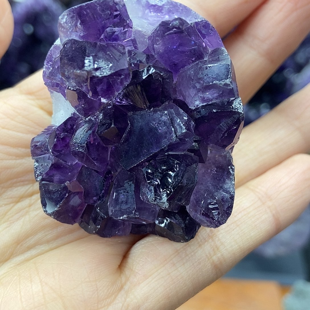 大型摆件（非配饰）紫晶未镶嵌