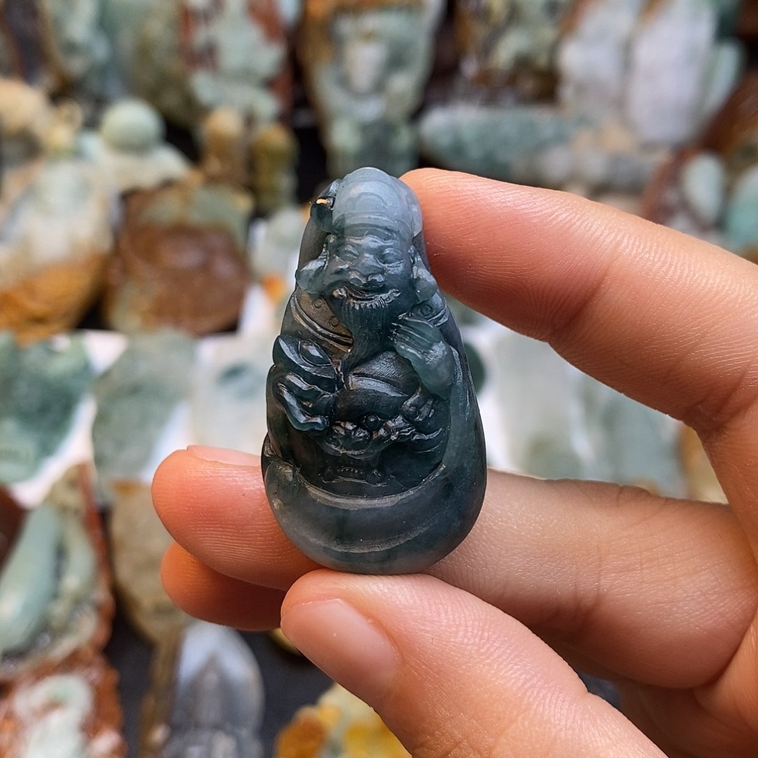 定制翡翠未镶嵌特色05
