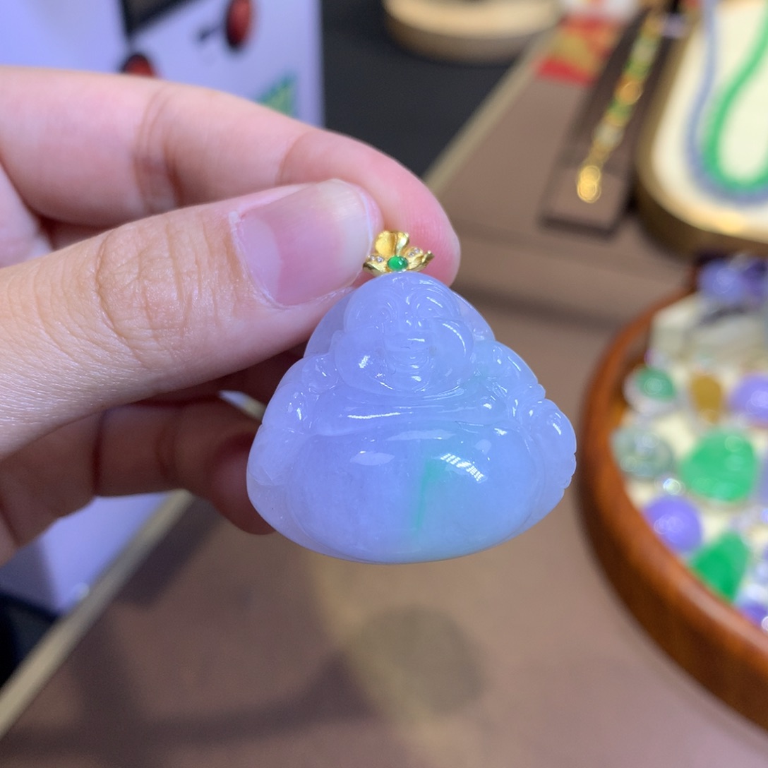 翡翠18K金镶嵌颈饰翡翠