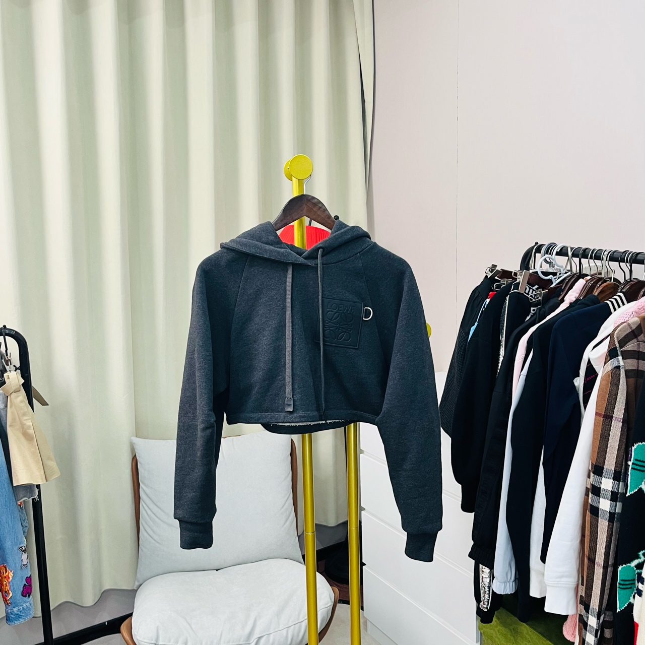 99新 LOEWE/罗意威  灰色胸前皮牌大logo帽衫 S码
