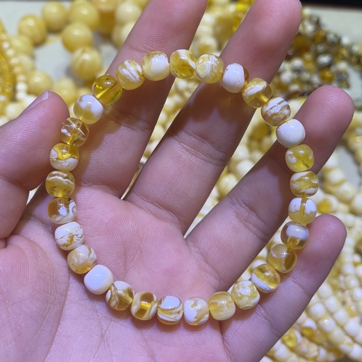 蜜蜡未镶嵌珠宝奇石7m