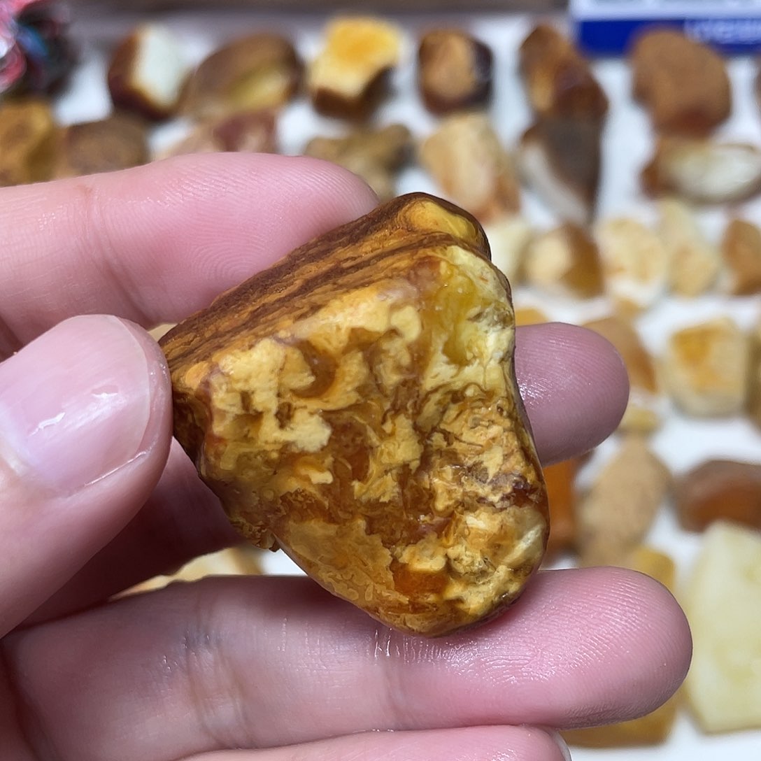 定制琥珀未镶嵌原矿琥珀