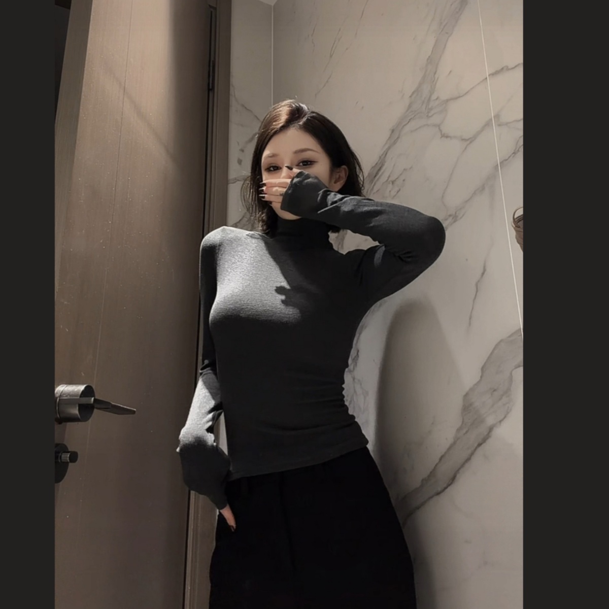 Black vitality.【奶皮高领】RC复合温暖包裹感必买修身上衣