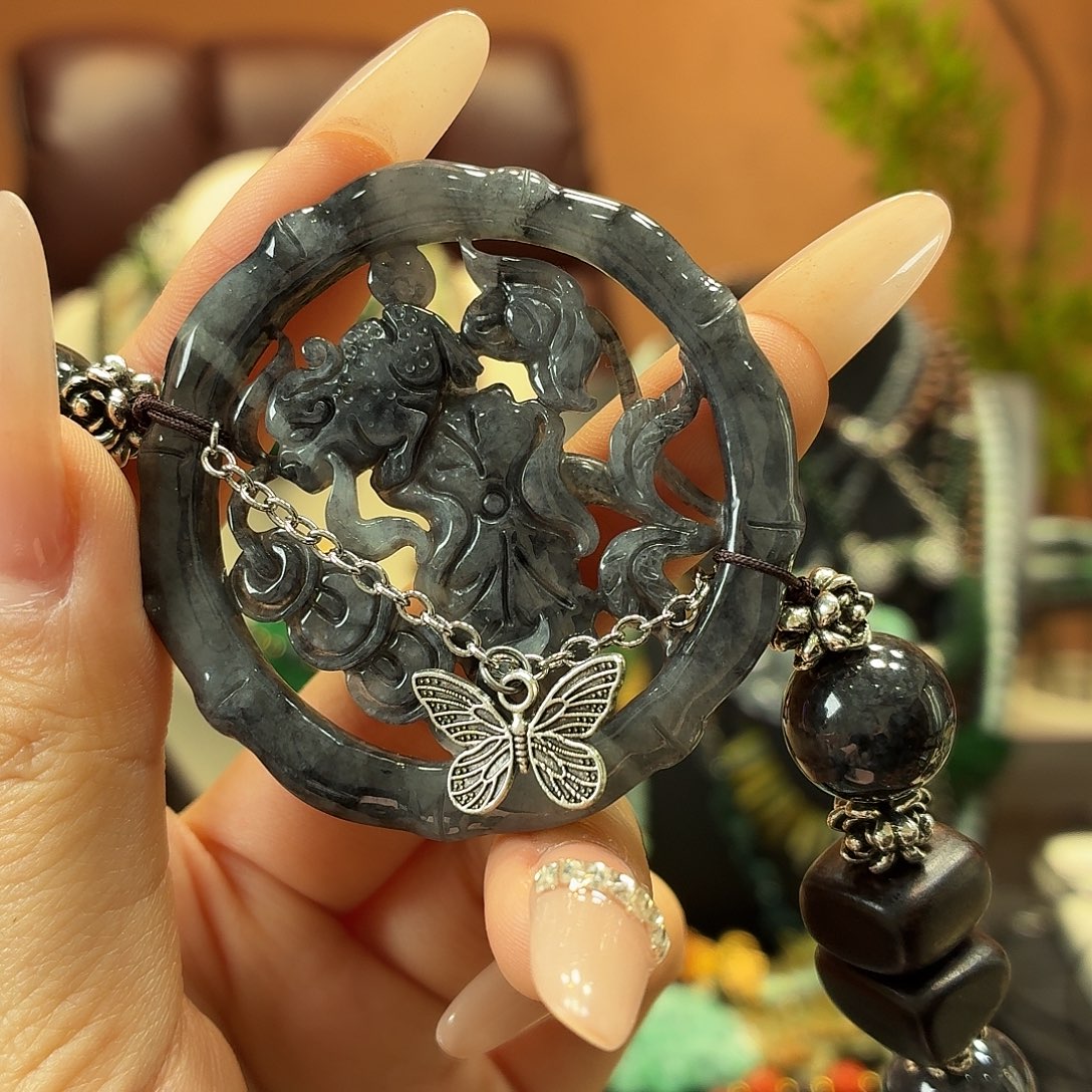 翡翠未镶嵌耳饰手串