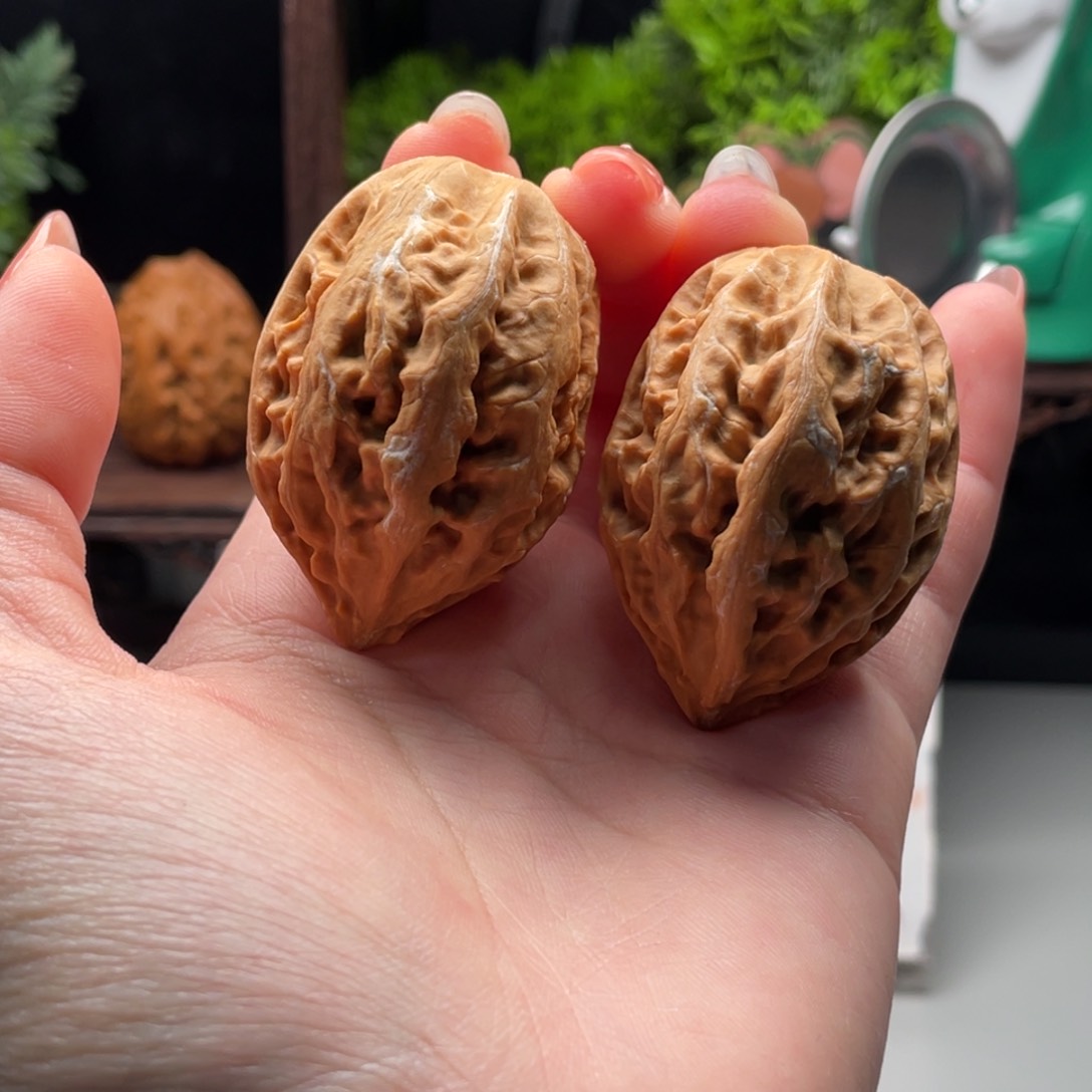 文玩核桃把件小楸千磕尖12