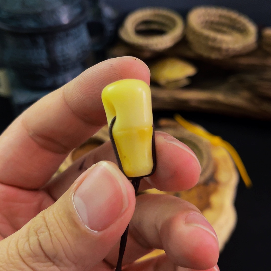 柏香籽/百香籽吊坠驼骨油料三通