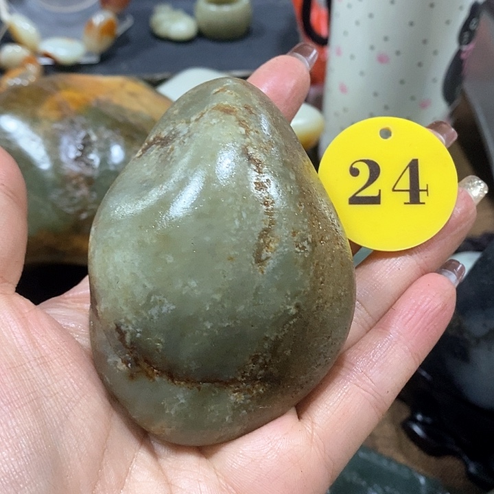 未镶嵌和田玉（糖玉）挂件