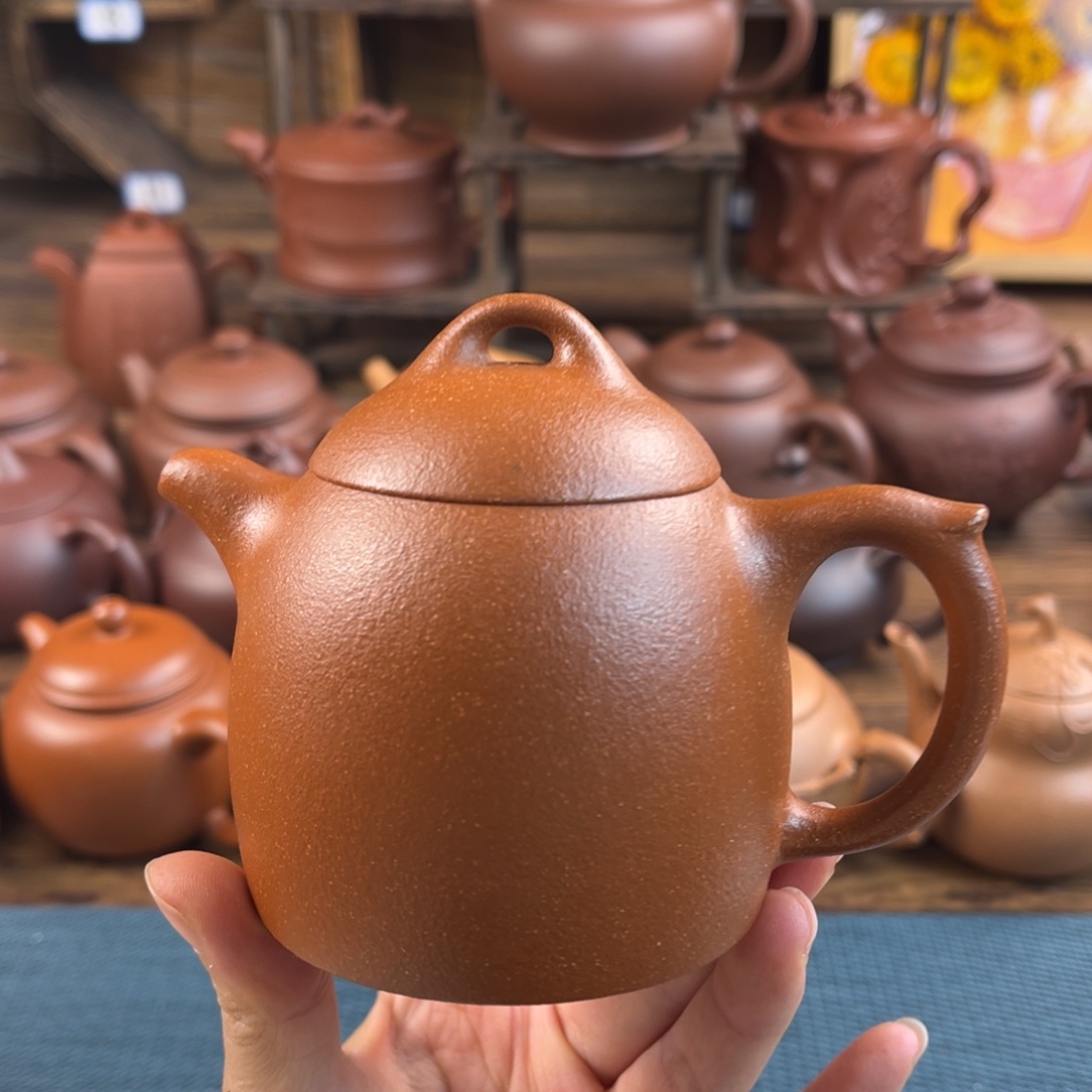 紫砂茶壶手工制作工艺精湛