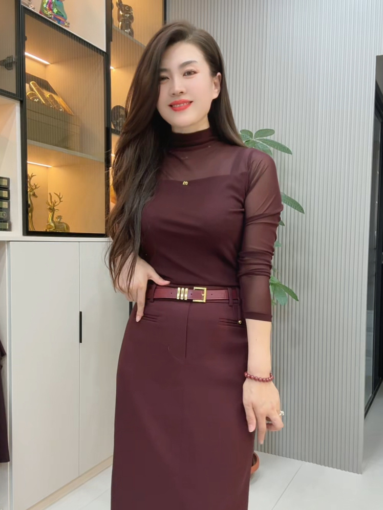 09-半高领镂空网纱长袖蕾丝打底衫